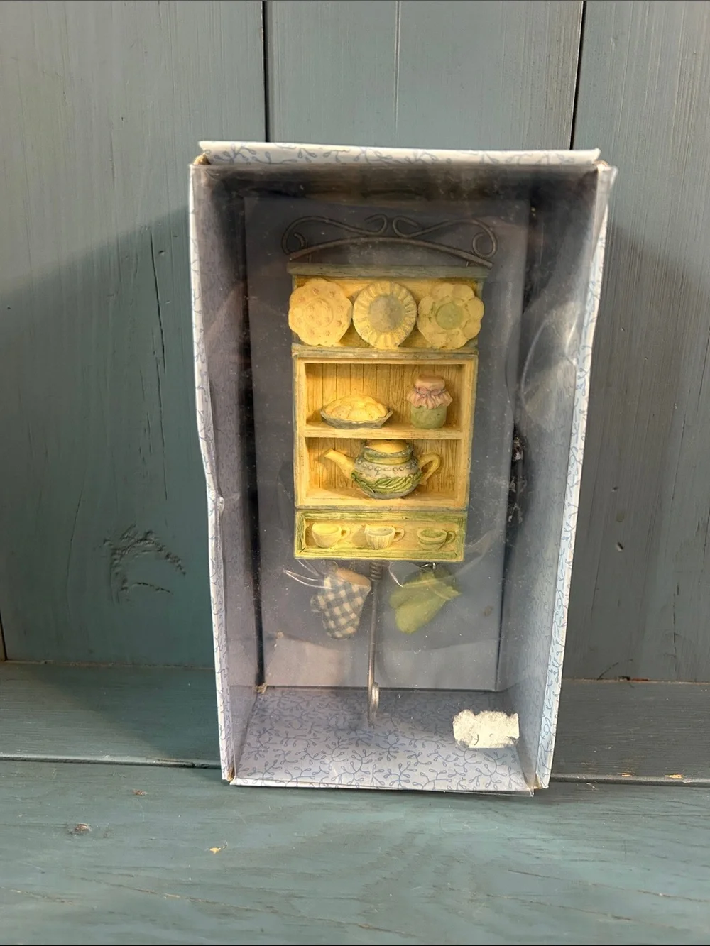 Cozy Kitchen Collection Decorative Yellow Kitchen Shelf Hook Rack - Home Accent